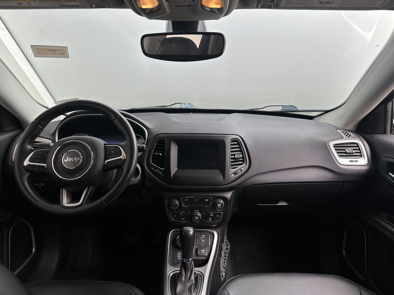 Thumbnail: 2018 Jeep Compass - 3