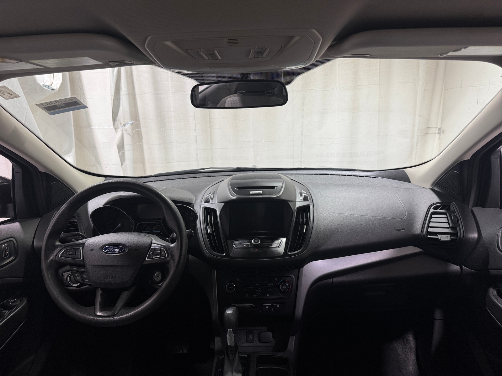 Thumbnail: 2017 Ford Escape - 3