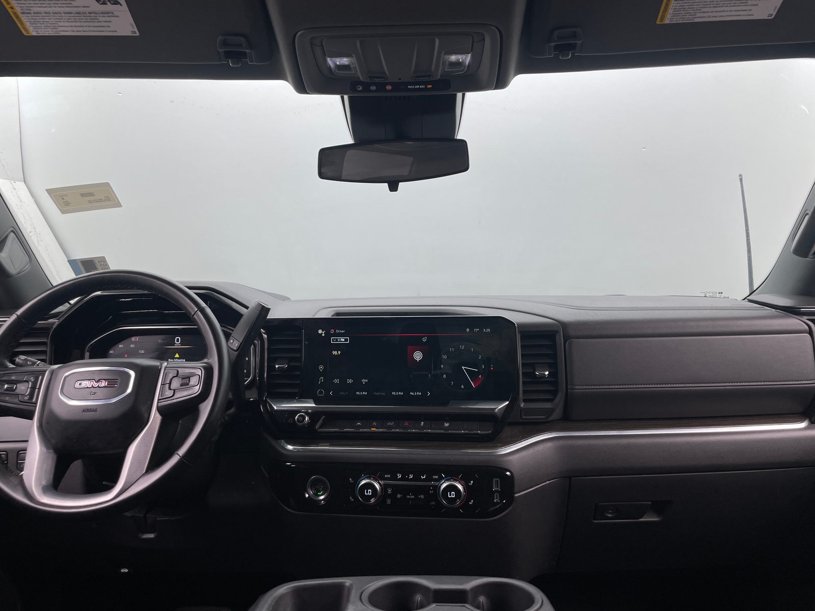 Thumbnail: 2024 GMC Sierra 1500 - 3