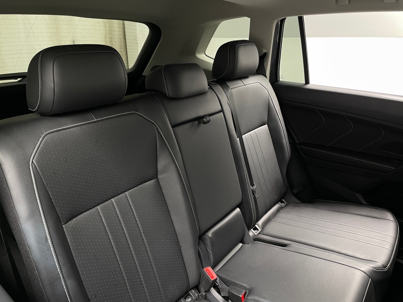 Thumbnail: 2024 Volkswagen Tiguan - 6