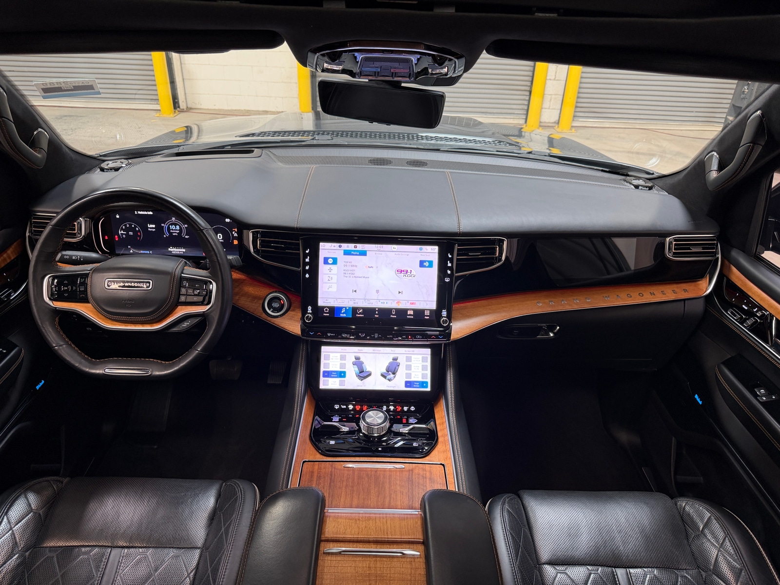 Thumbnail: 2023 Jeep Grand Wagoneer - 2