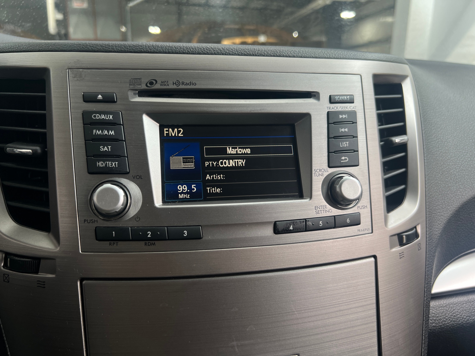 Thumbnail: 2014 Subaru Outback - 4