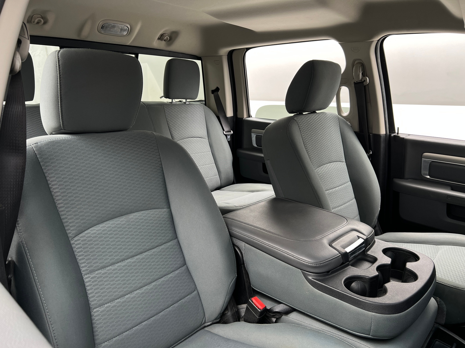 Thumbnail: 2019 RAM 1500 Classic - 2