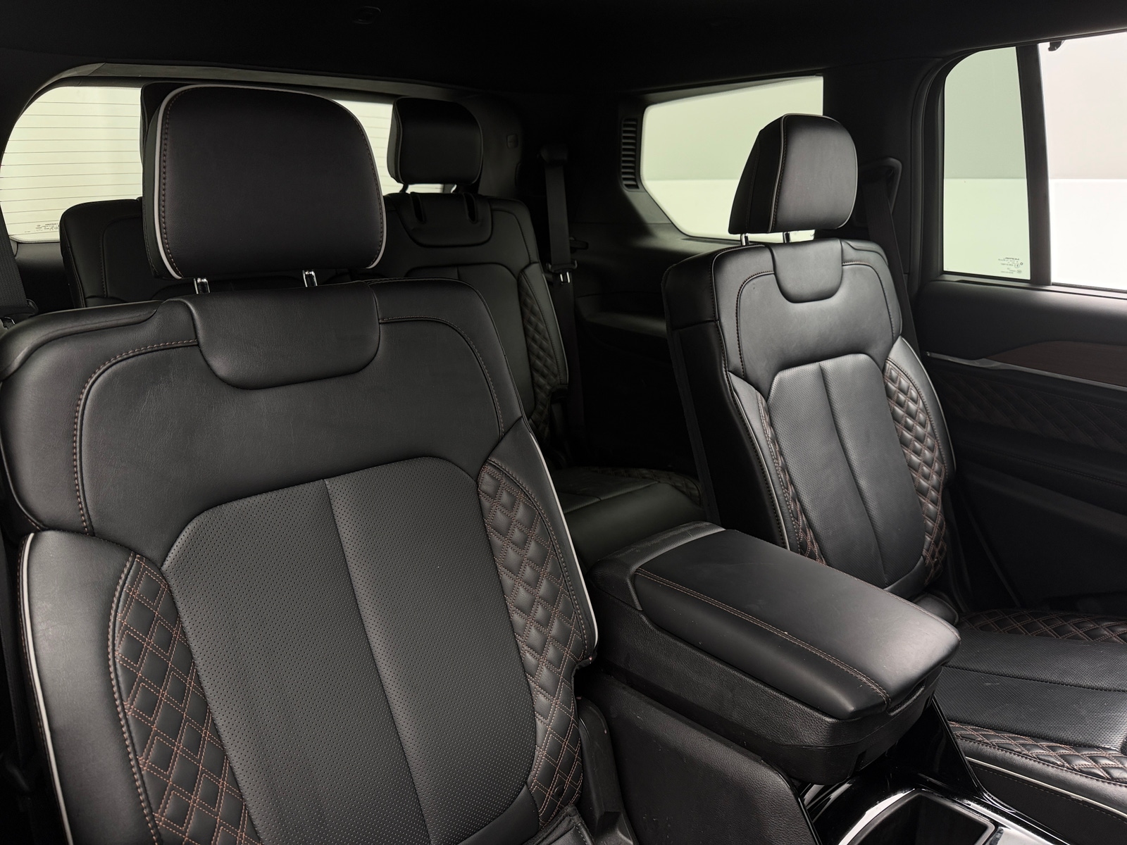 Thumbnail: 2023 Jeep Grand Cherokee L - 5