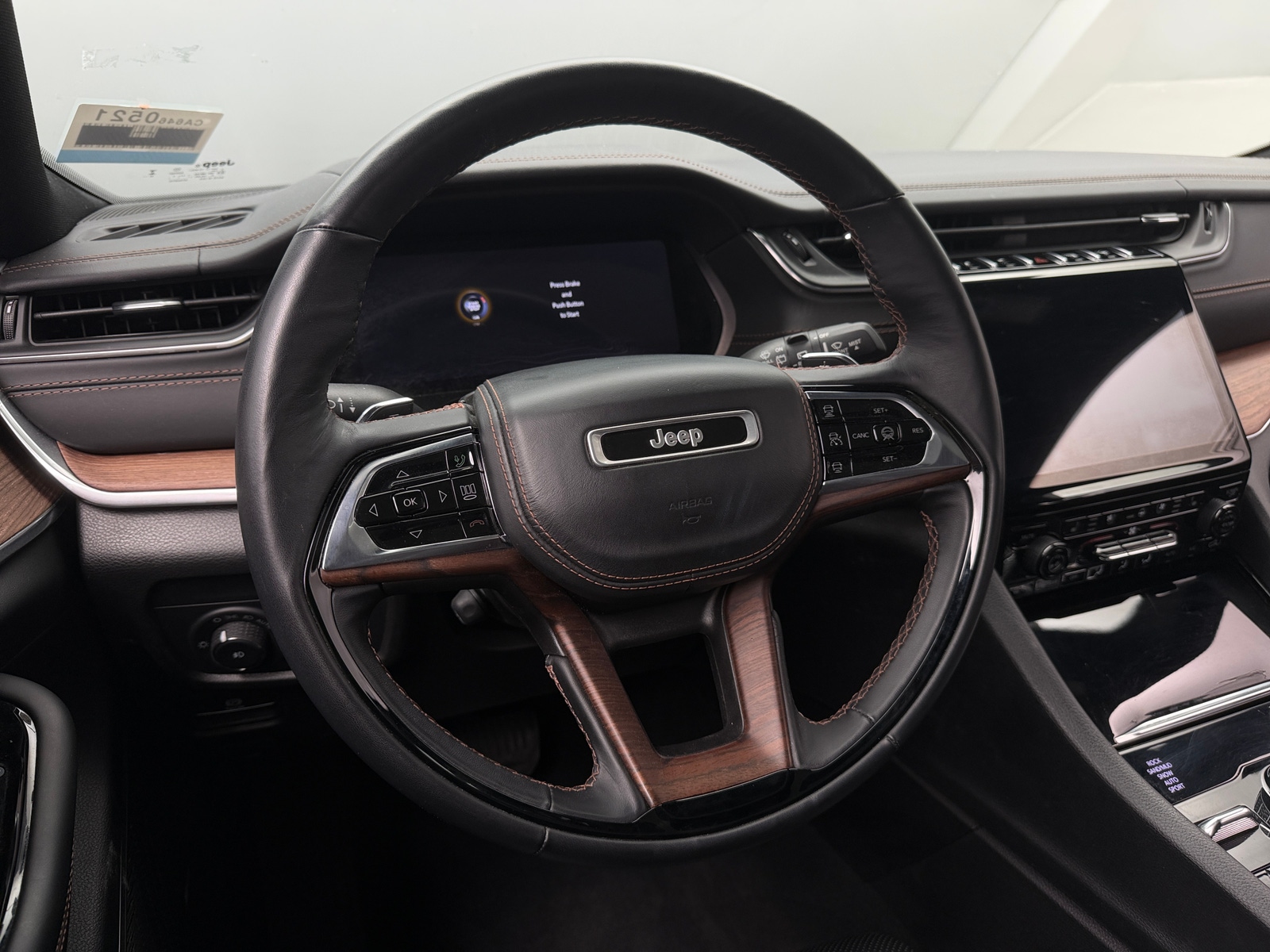 Thumbnail: 2023 Jeep Grand Cherokee L - 4