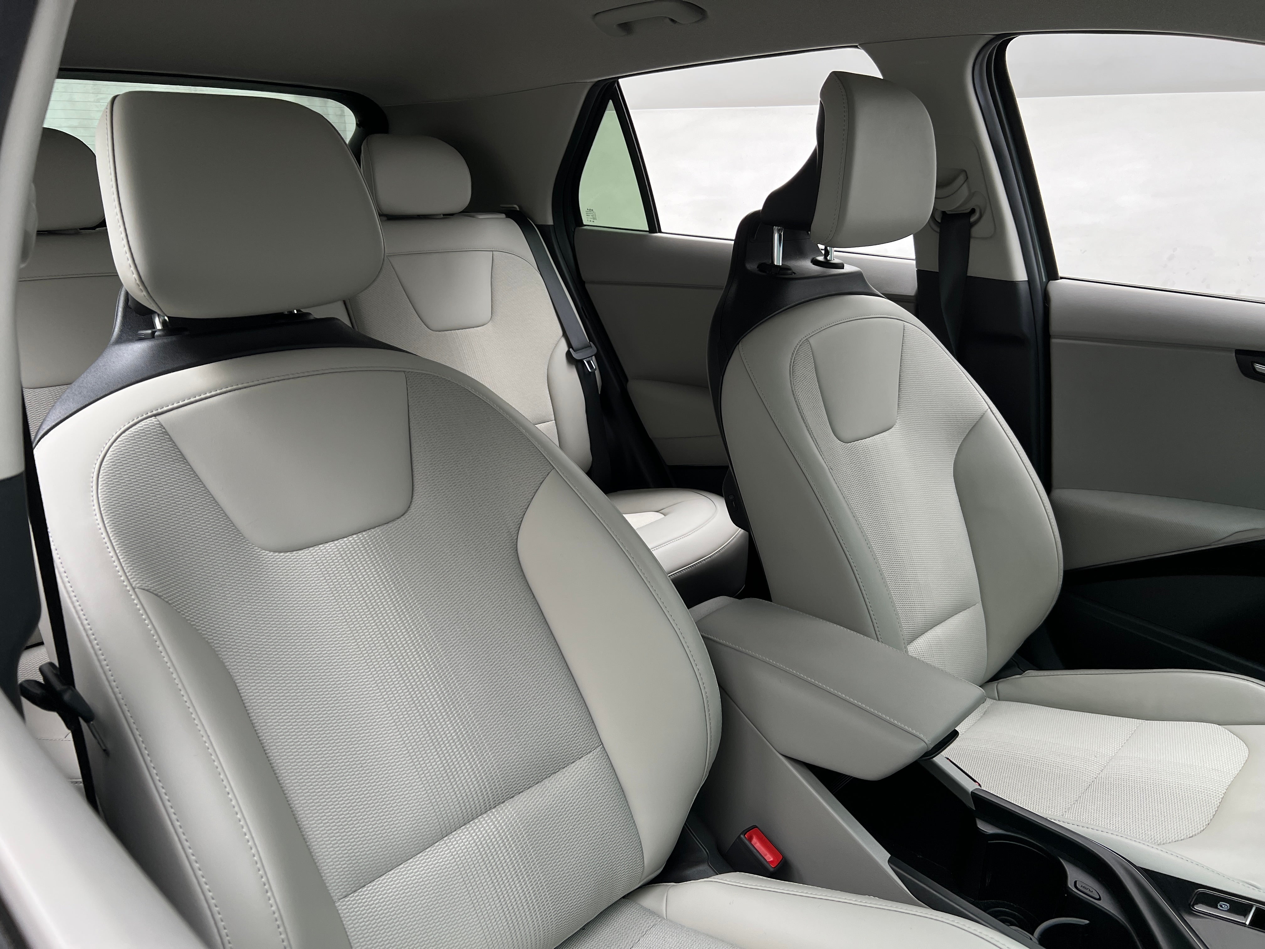 2023 Kia Niro Wind