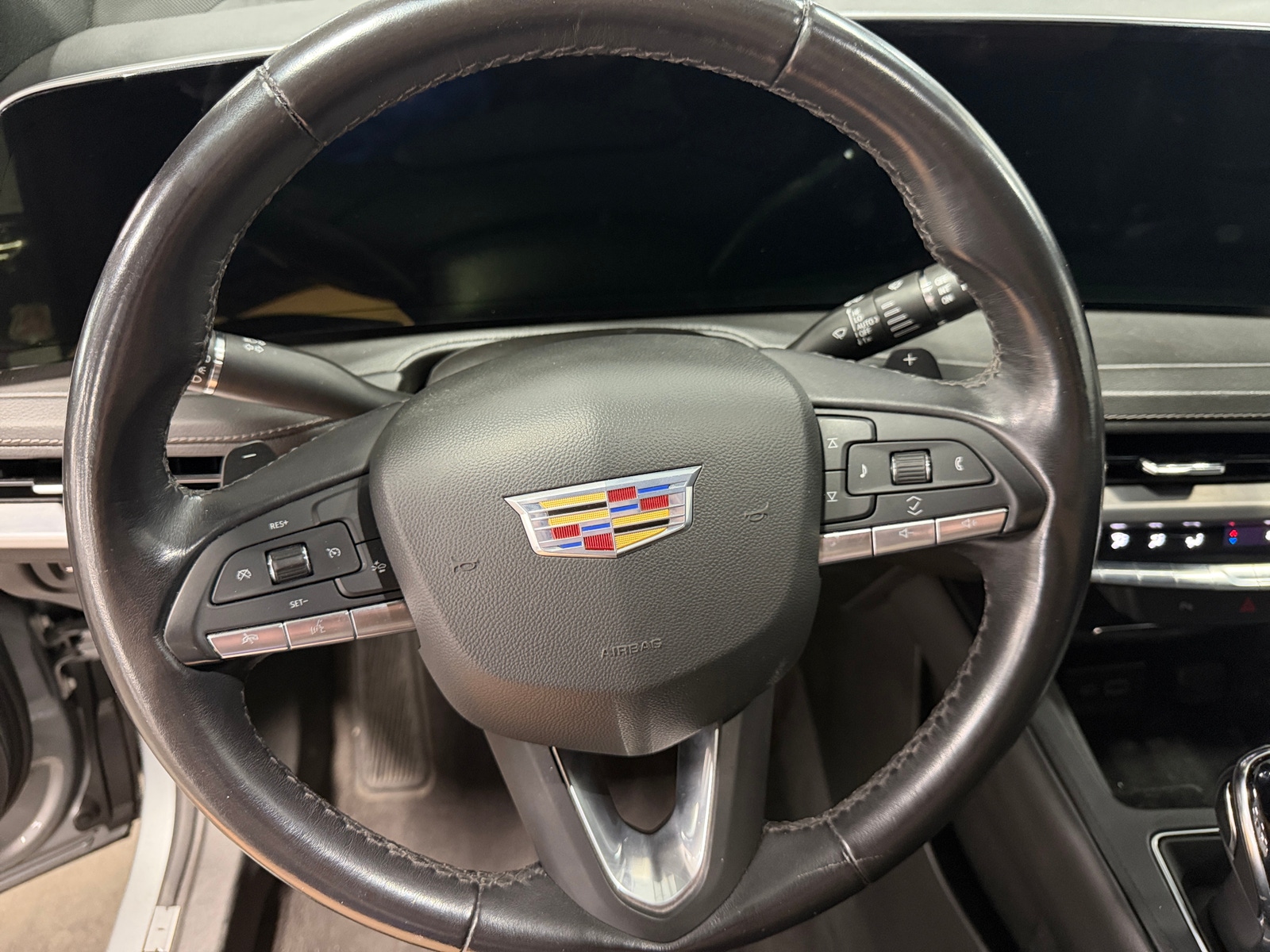 Thumbnail: 2024 Cadillac XT4 - 4
