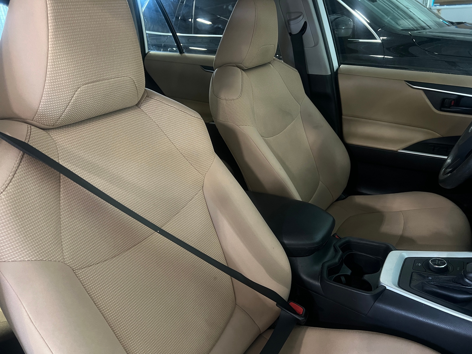 Thumbnail: 2020 Toyota RAV4 - 2