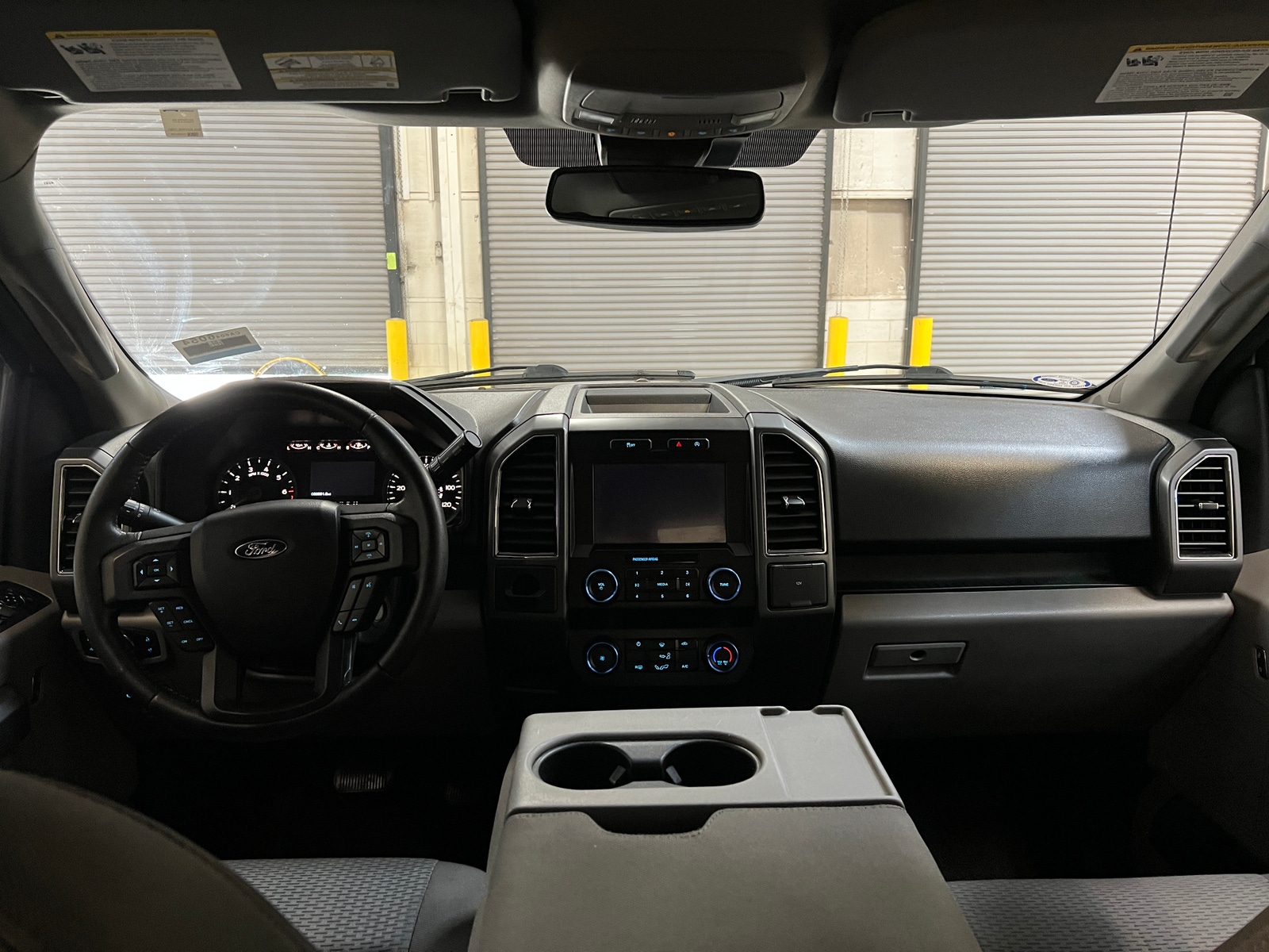 Thumbnail: 2019 Ford Econoline - 3