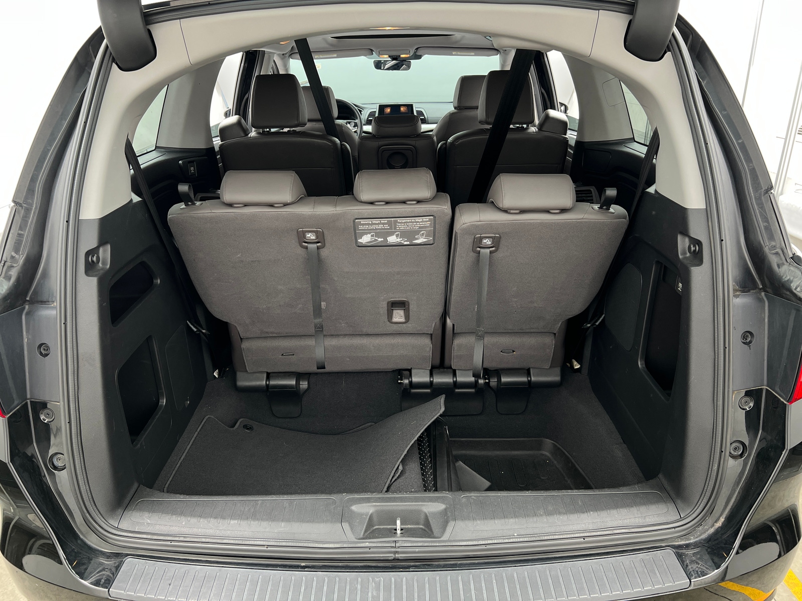 Thumbnail: 2019 Honda Odyssey - 6