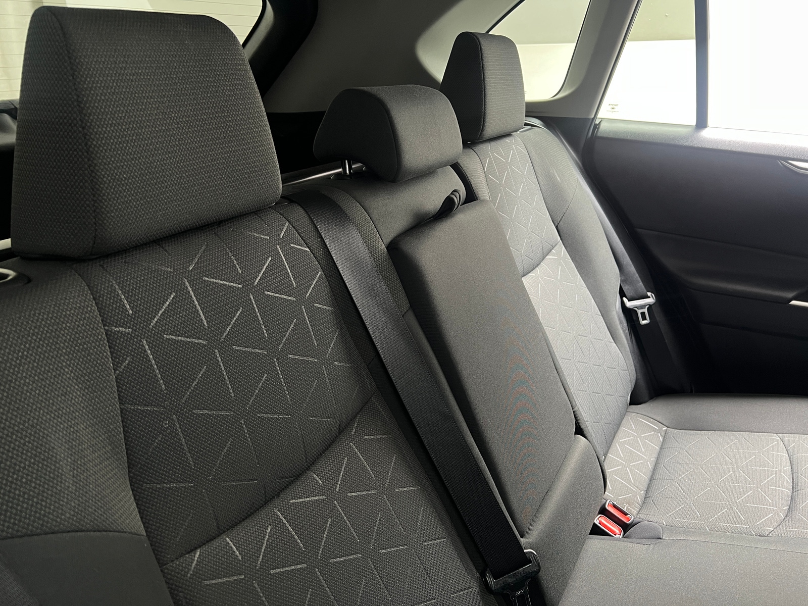 Thumbnail: 2021 Toyota RAV4 - 6