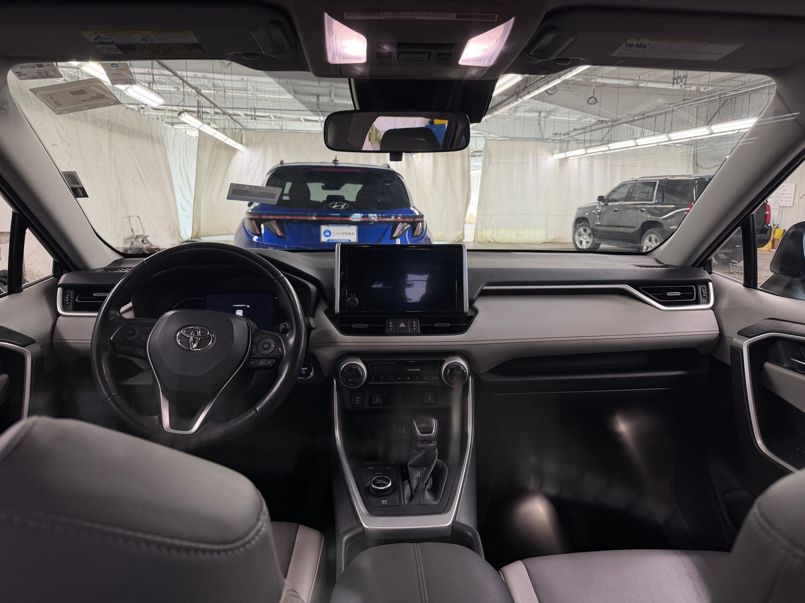 Thumbnail: 2024 Toyota RAV4 - 2
