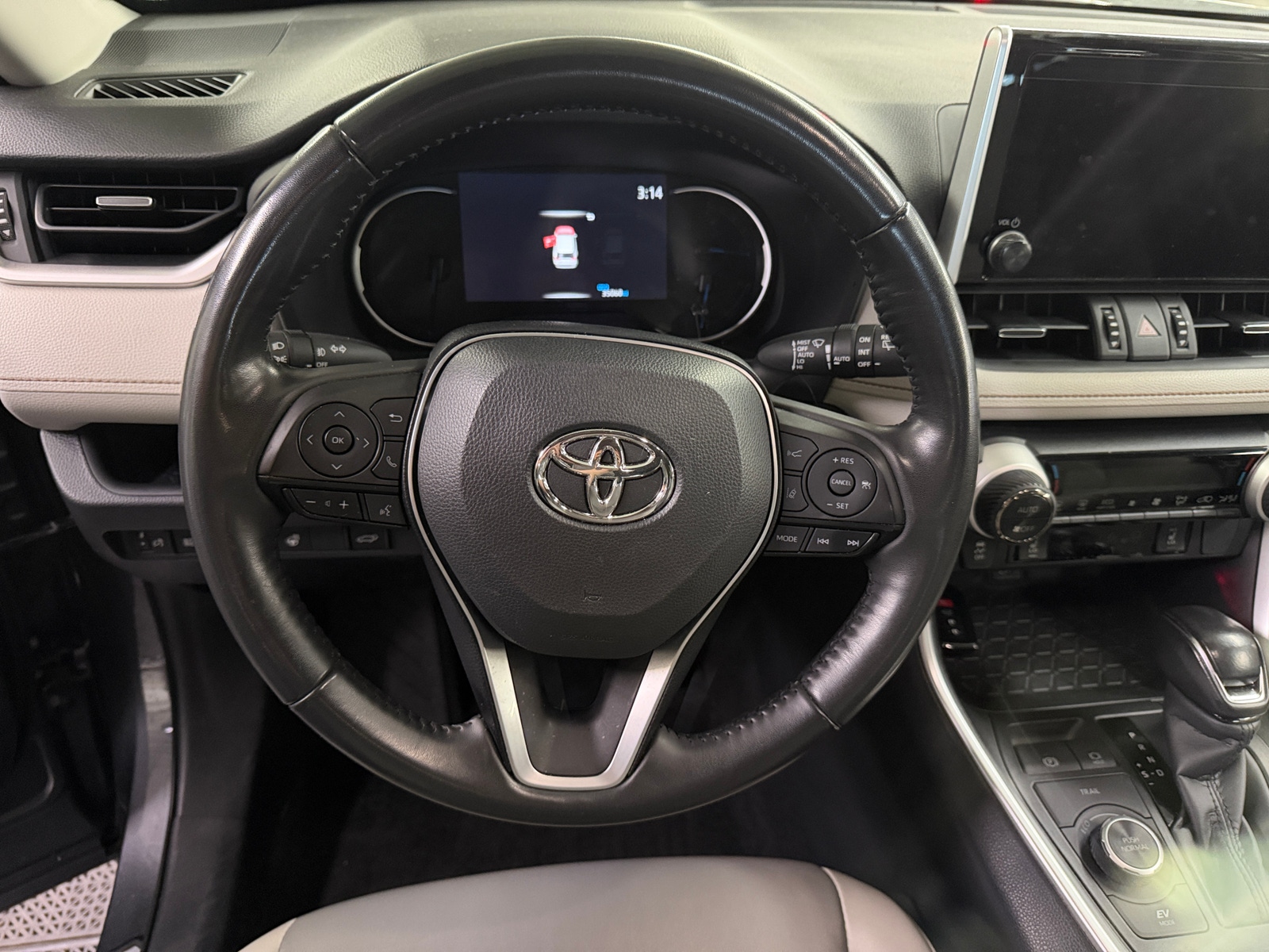 Thumbnail: 2024 Toyota RAV4 - 4