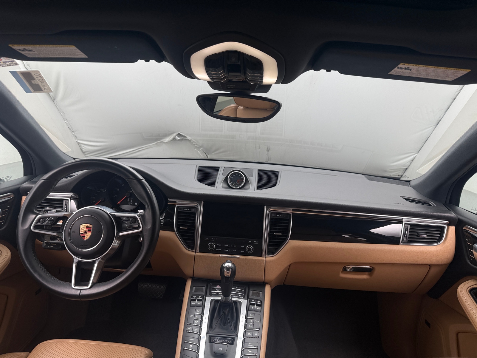 Thumbnail: 2018 Porsche Macan - 2
