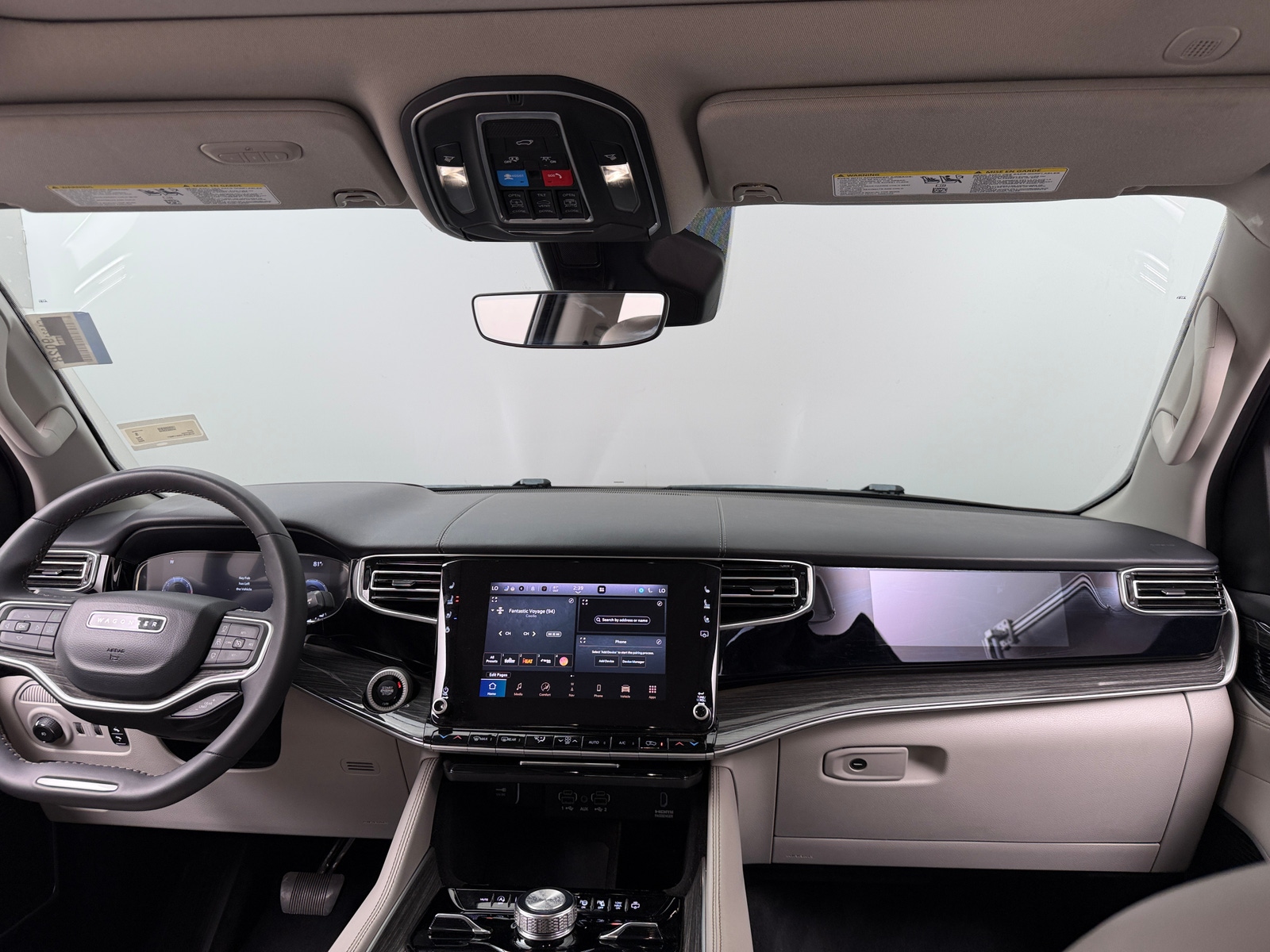 Thumbnail: 2022 Jeep Wagoneer - 2