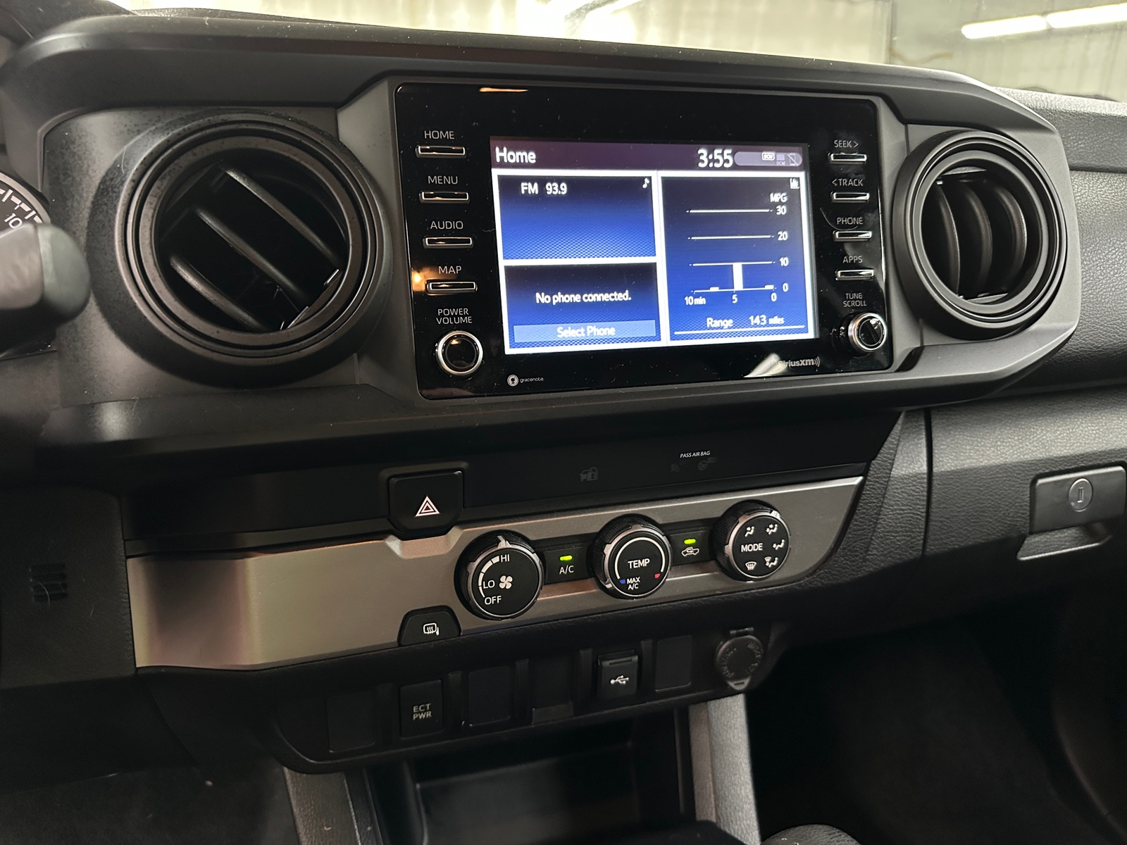 Thumbnail: 2021 Toyota Tacoma - 4