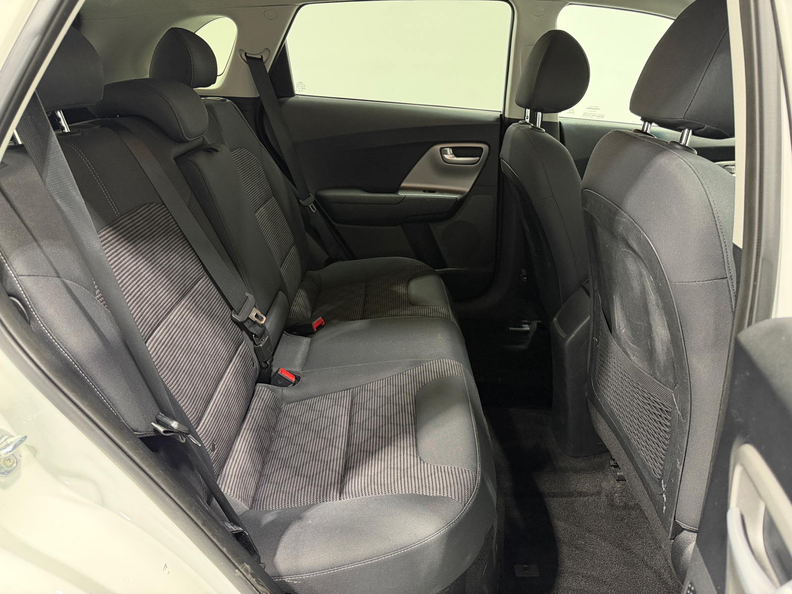 Thumbnail: 2019 Kia Niro - 6