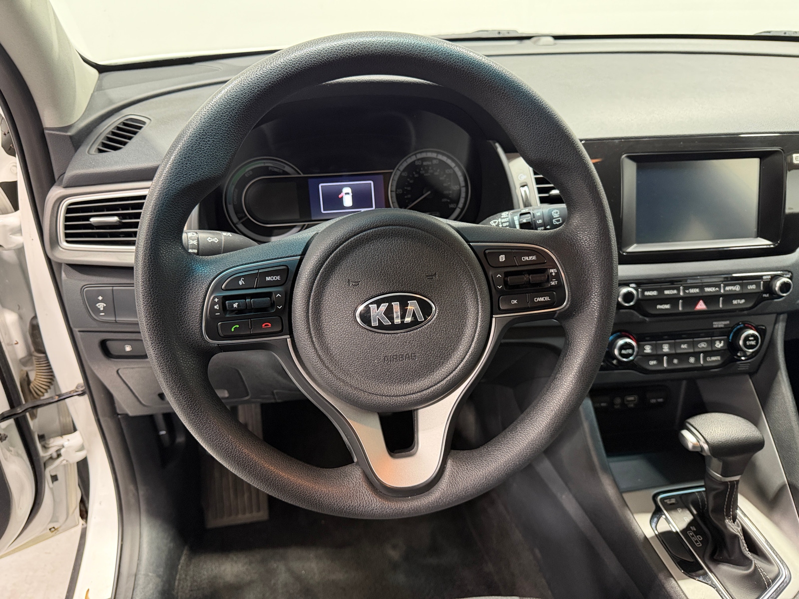 Thumbnail: 2019 Kia Niro - 5