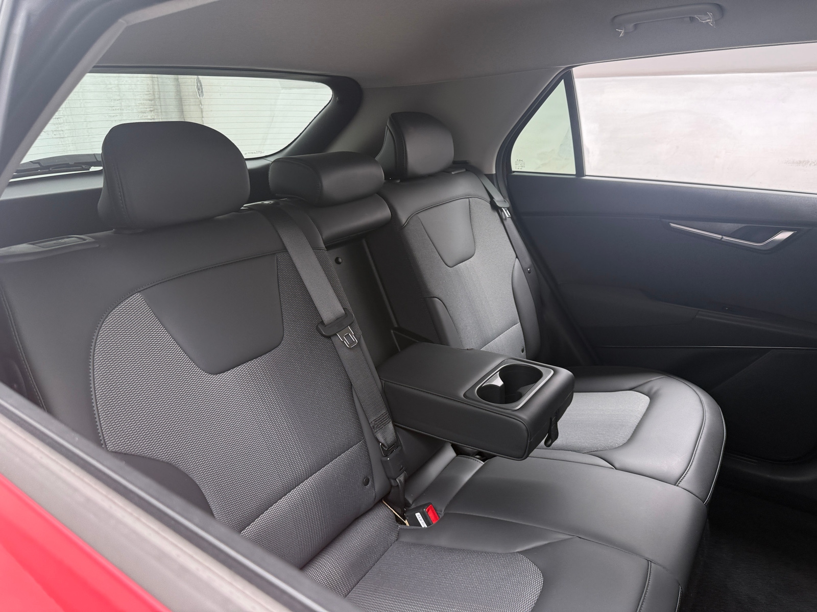 Thumbnail: 2023 Kia Niro - 5