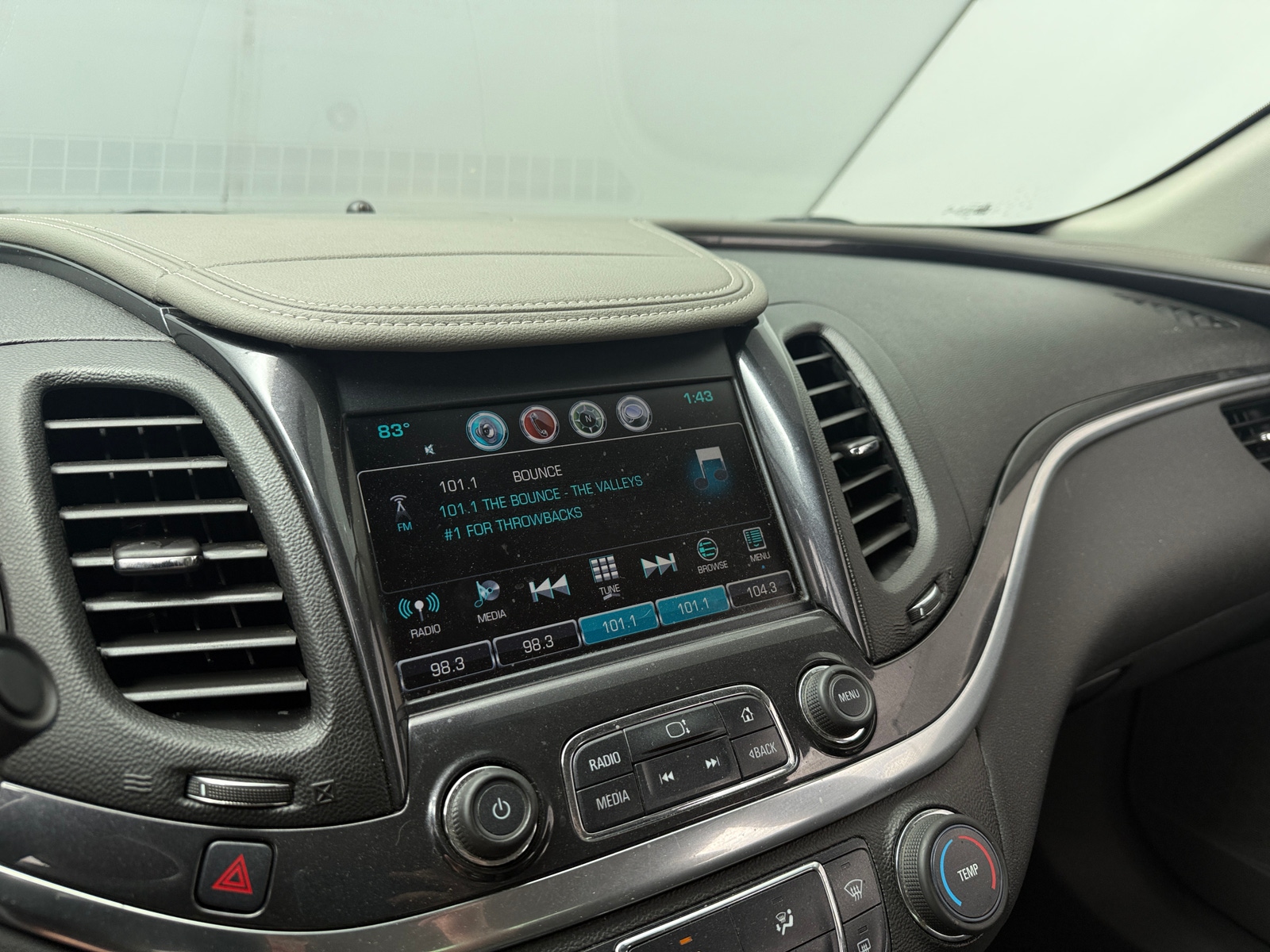 Thumbnail: 2018 Chevrolet Impala - 3