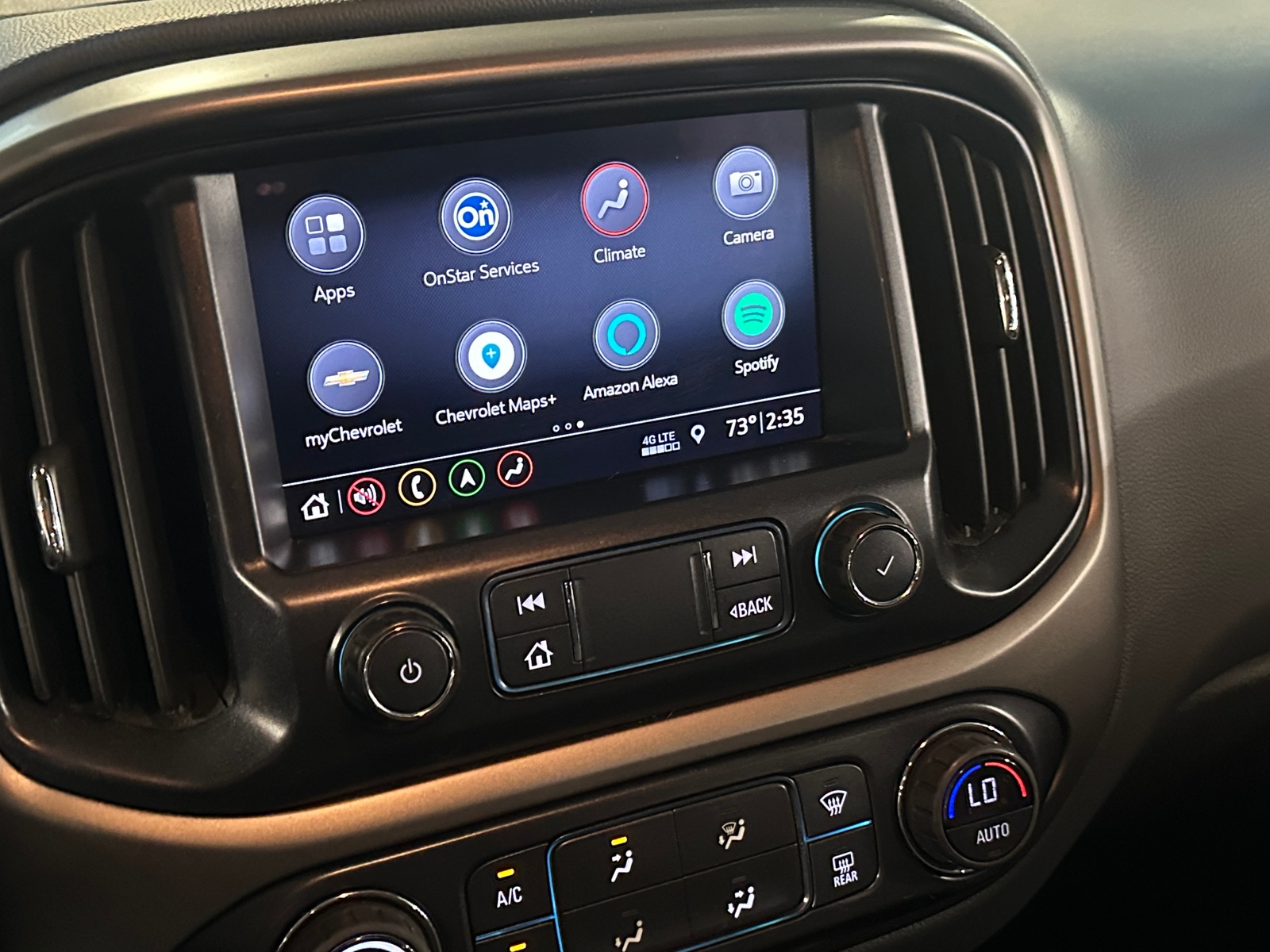 Thumbnail: 2019 Chevrolet Colorado - 3
