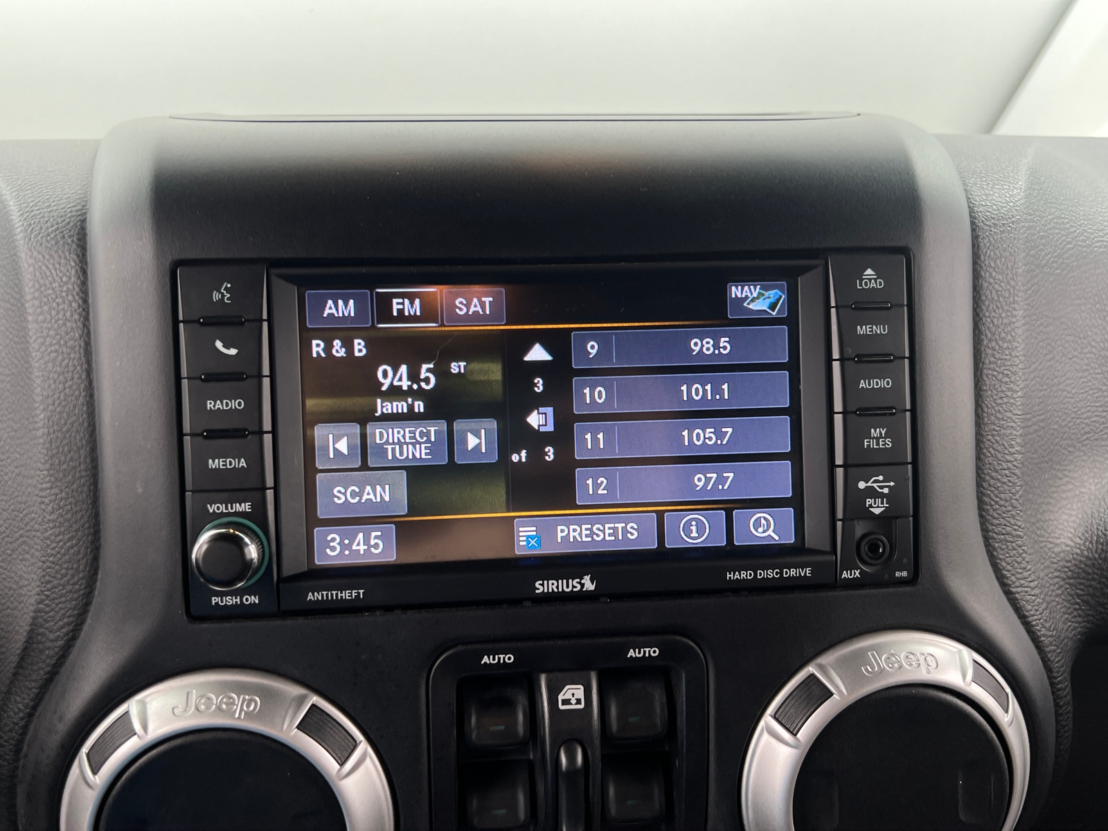 Thumbnail: 2018 Jeep Wrangler - 3