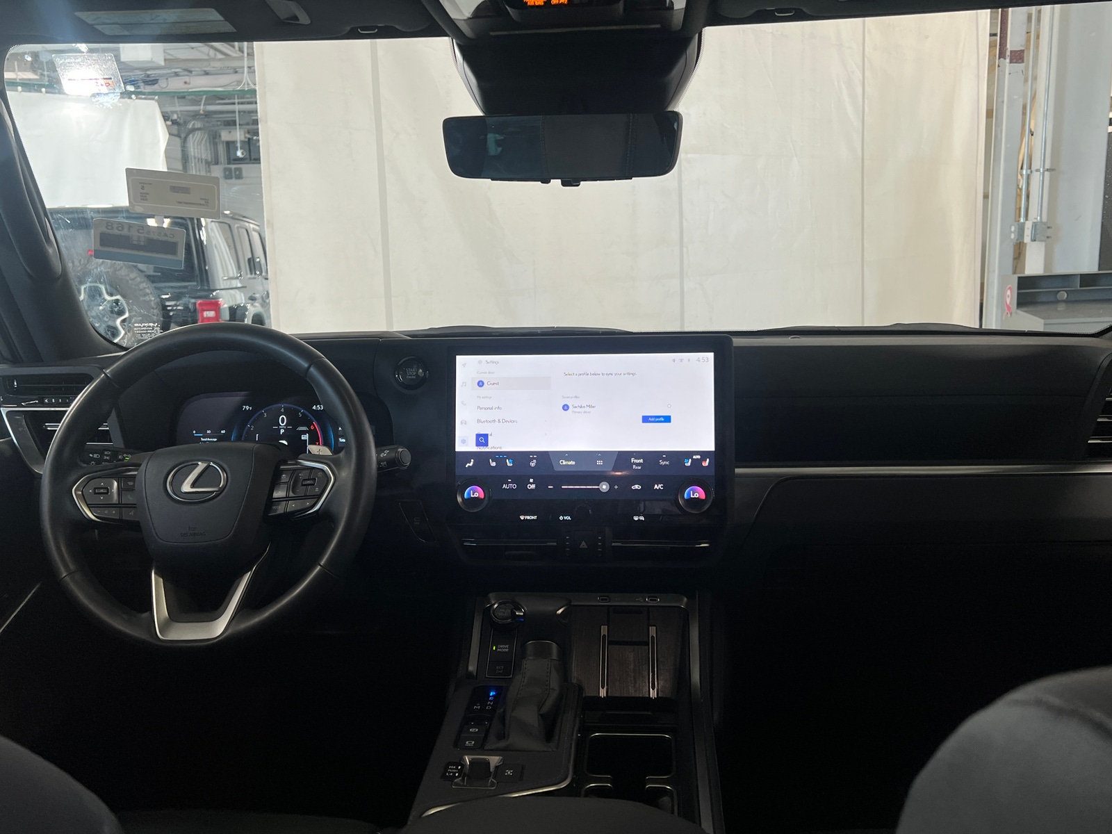 Thumbnail: 2024 Lexus GX - 2
