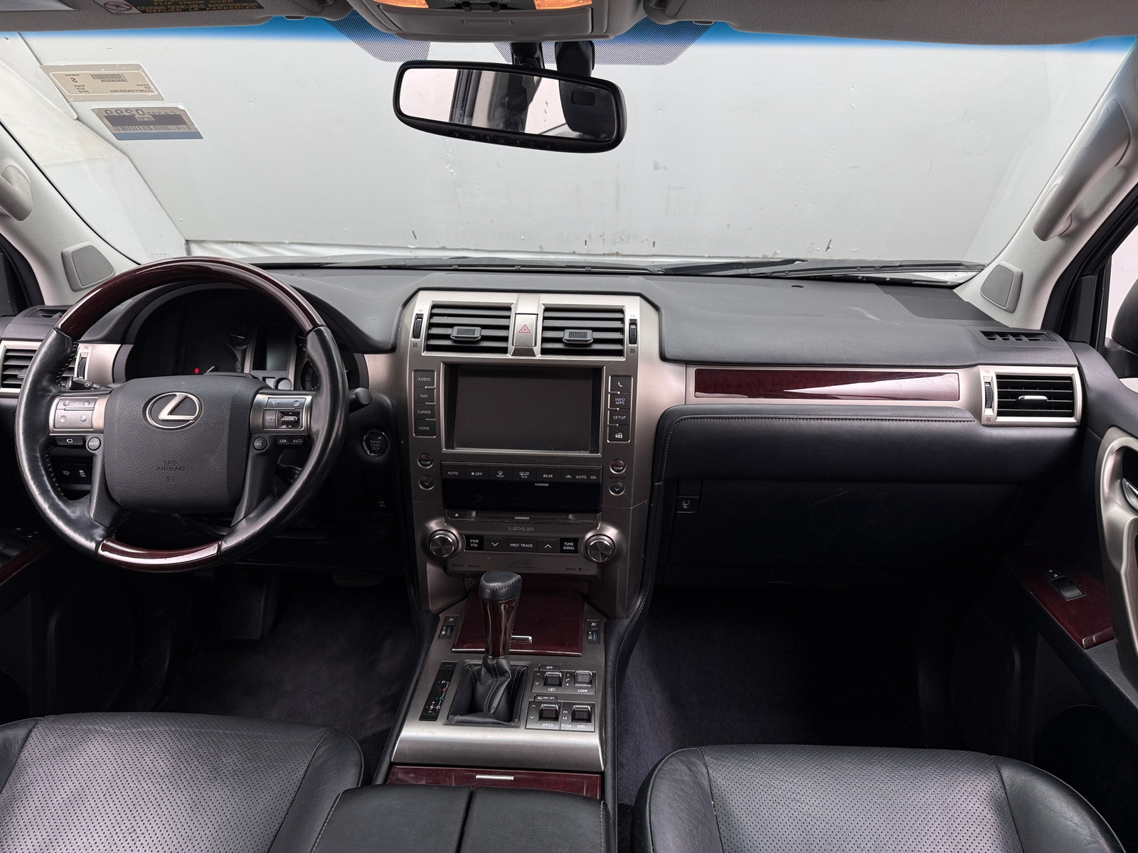 Thumbnail: 2019 Lexus GX - 2