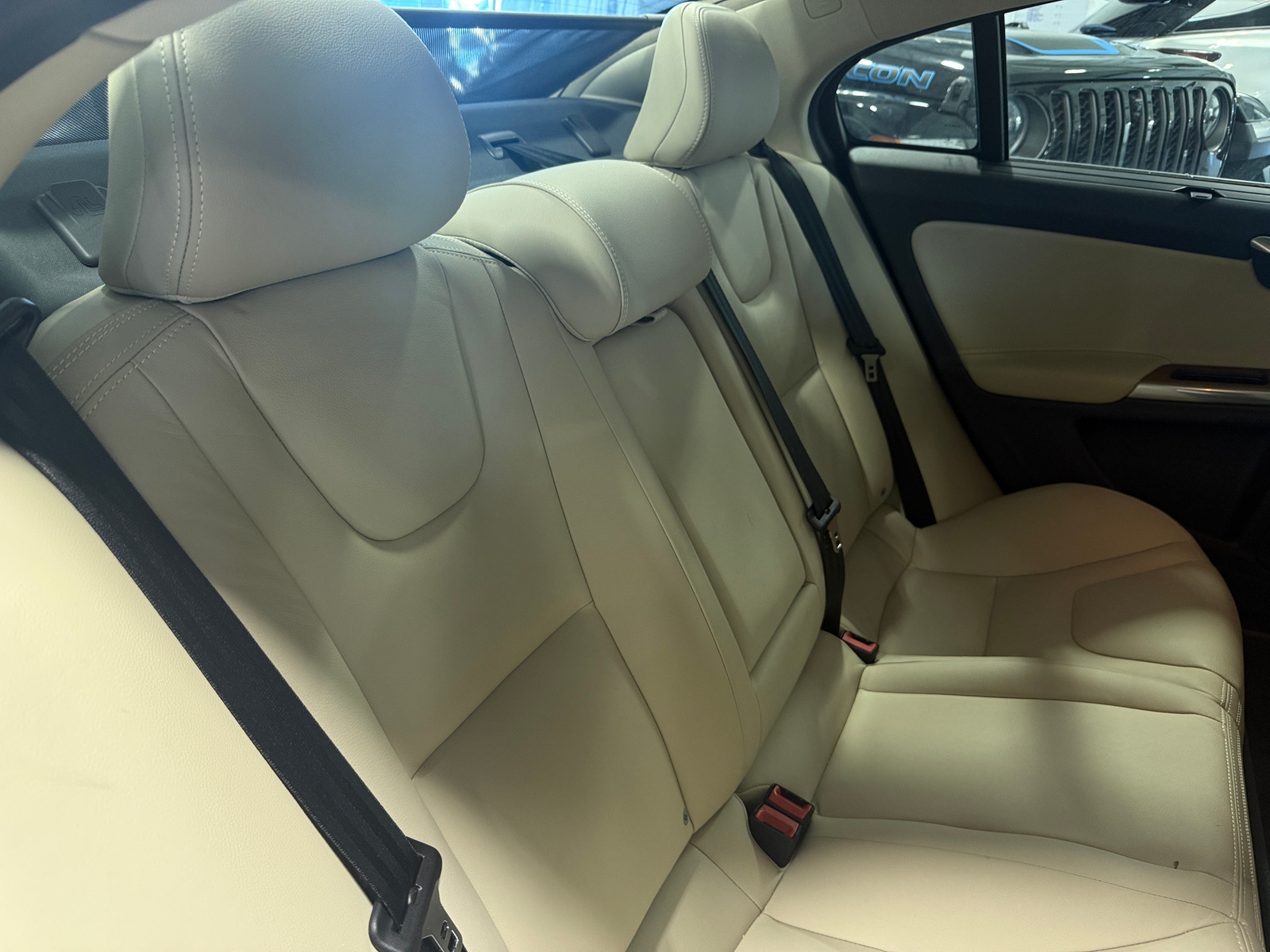 Thumbnail: 2017 Volvo S60 - 5