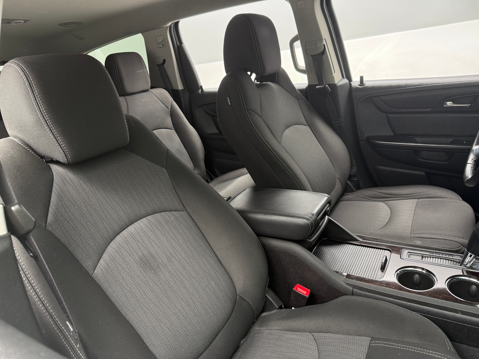 Thumbnail: 2016 Chevrolet Traverse - 2