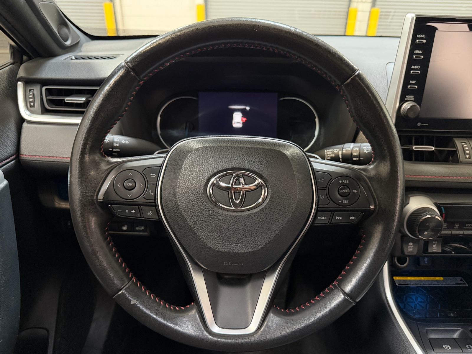 Thumbnail: 2021 Toyota RAV4 - 5
