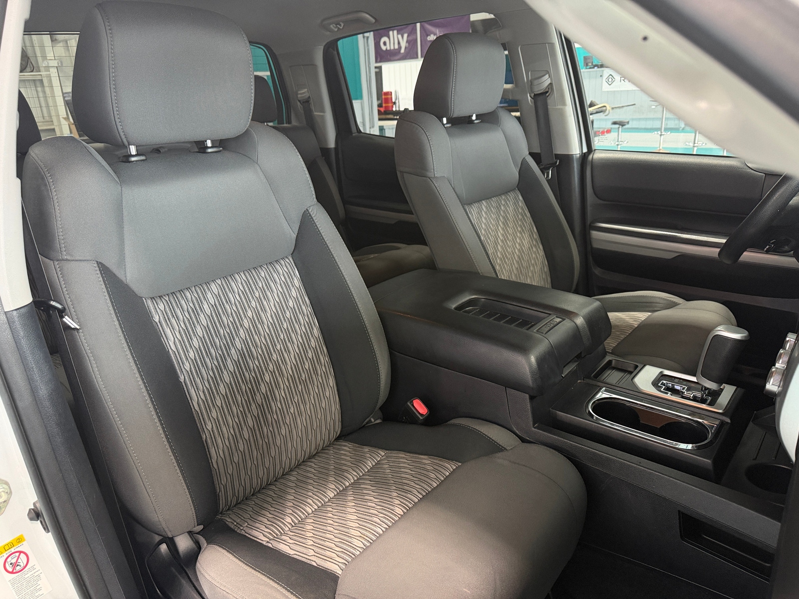 Thumbnail: 2019 Toyota Tundra - 2