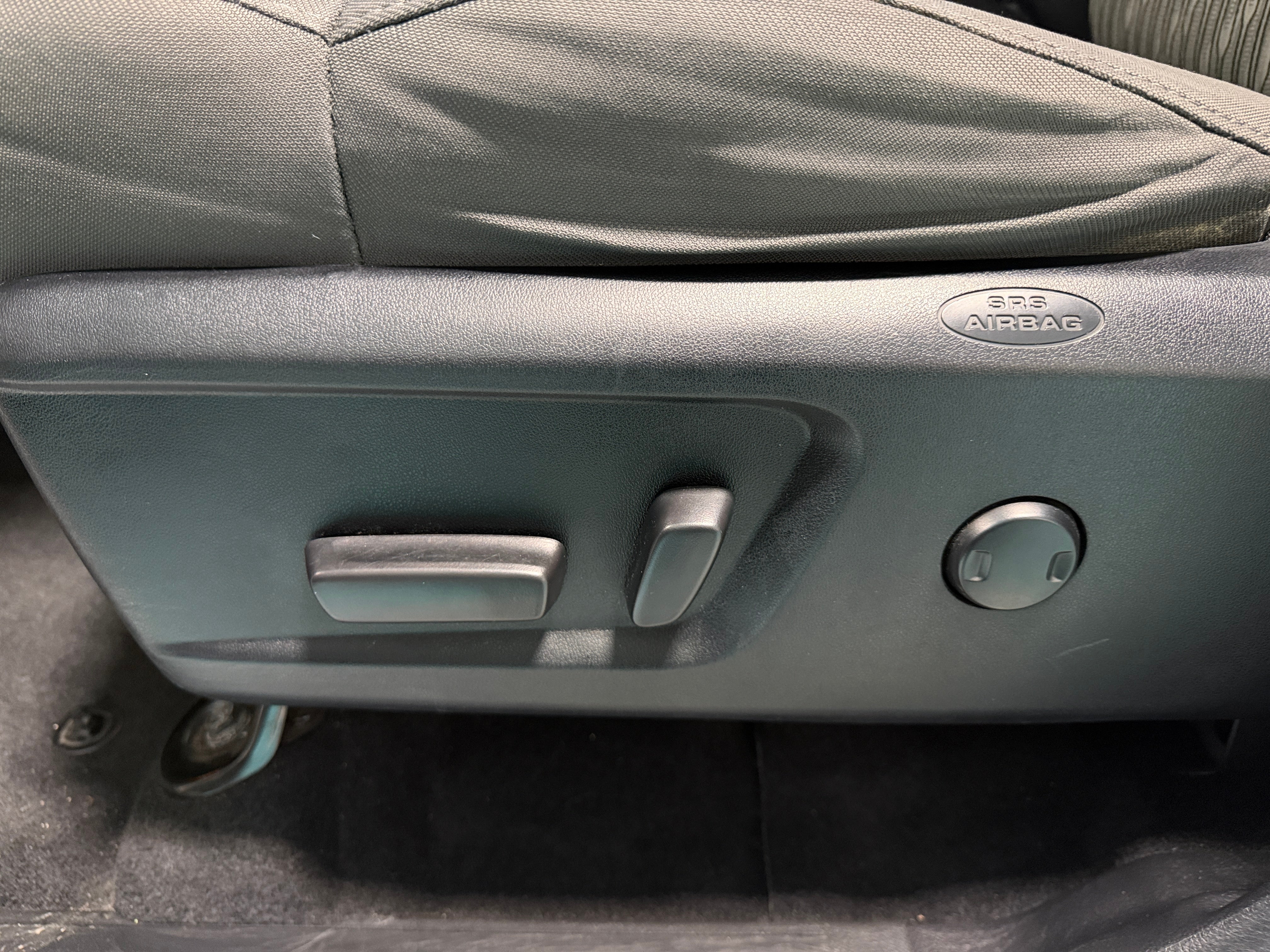2019 Toyota Tundra SR5 - Photo 12