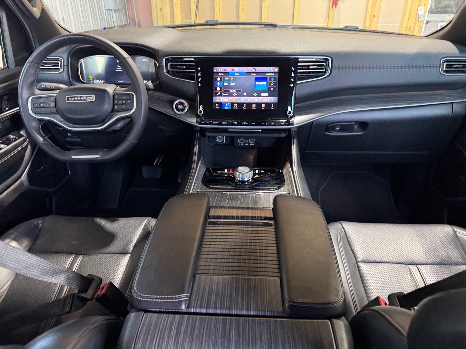 Thumbnail: 2024 Jeep Wagoneer - 2