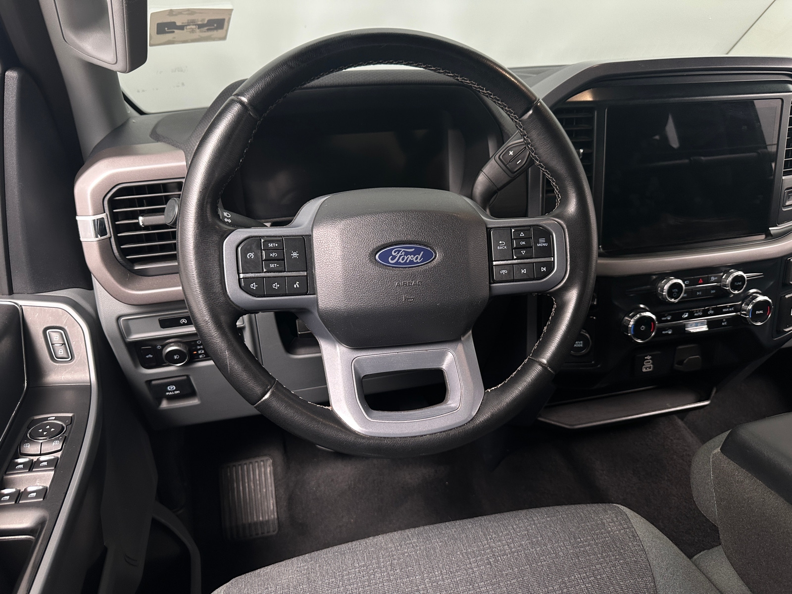 Thumbnail: 2025 Ford Econoline - 5