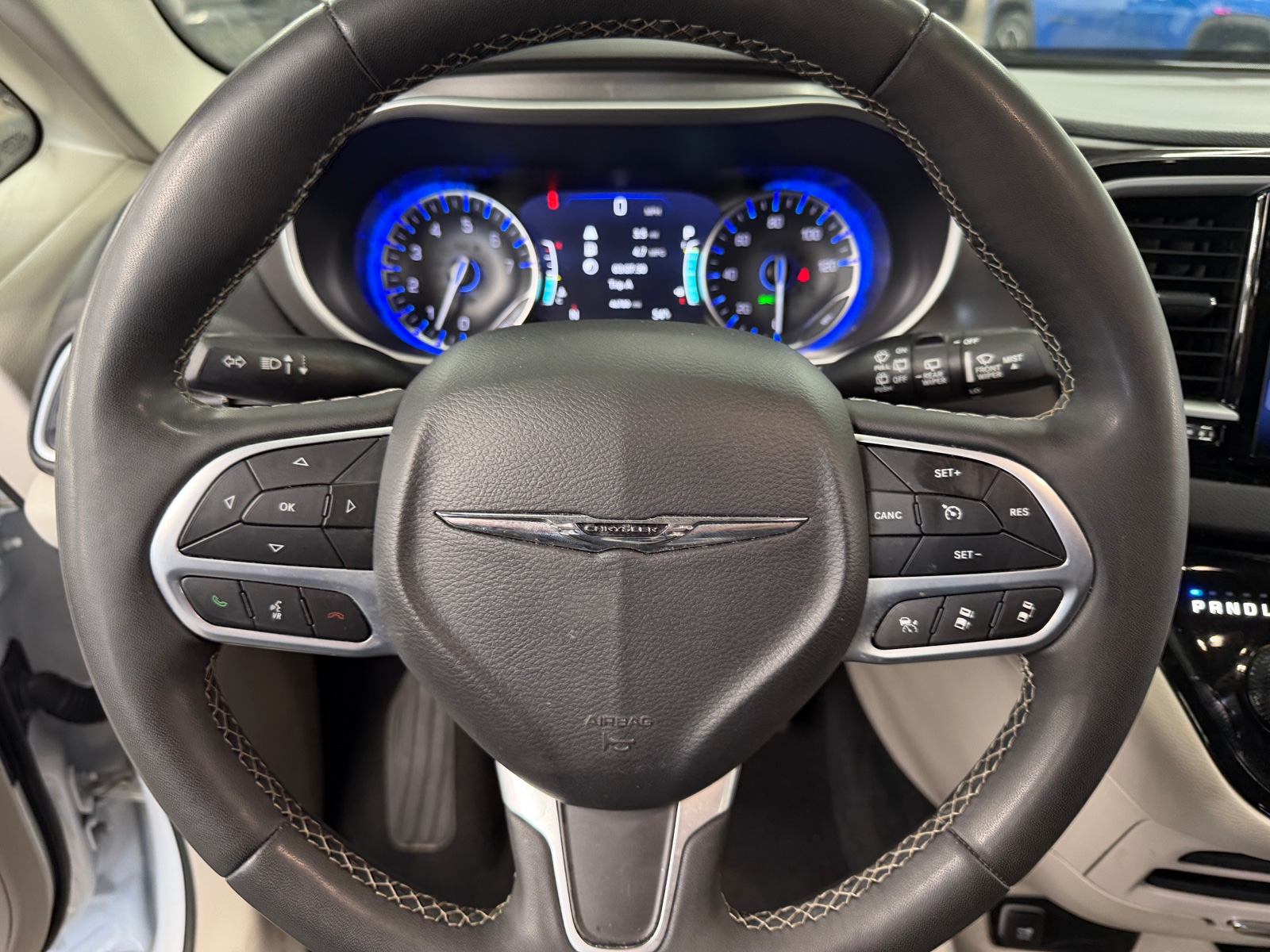 Thumbnail: 2024 Chrysler Pacifica - 4