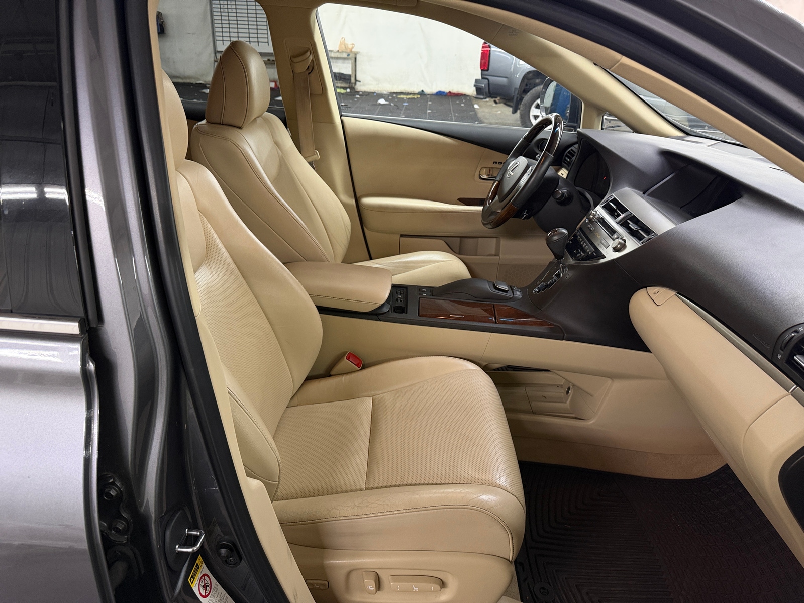 Thumbnail: 2014 Lexus RX - 2