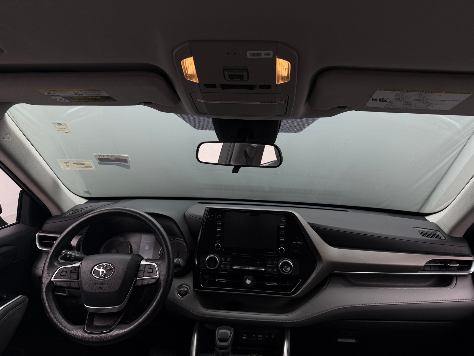 Thumbnail: 2022 Toyota Highlander - 3