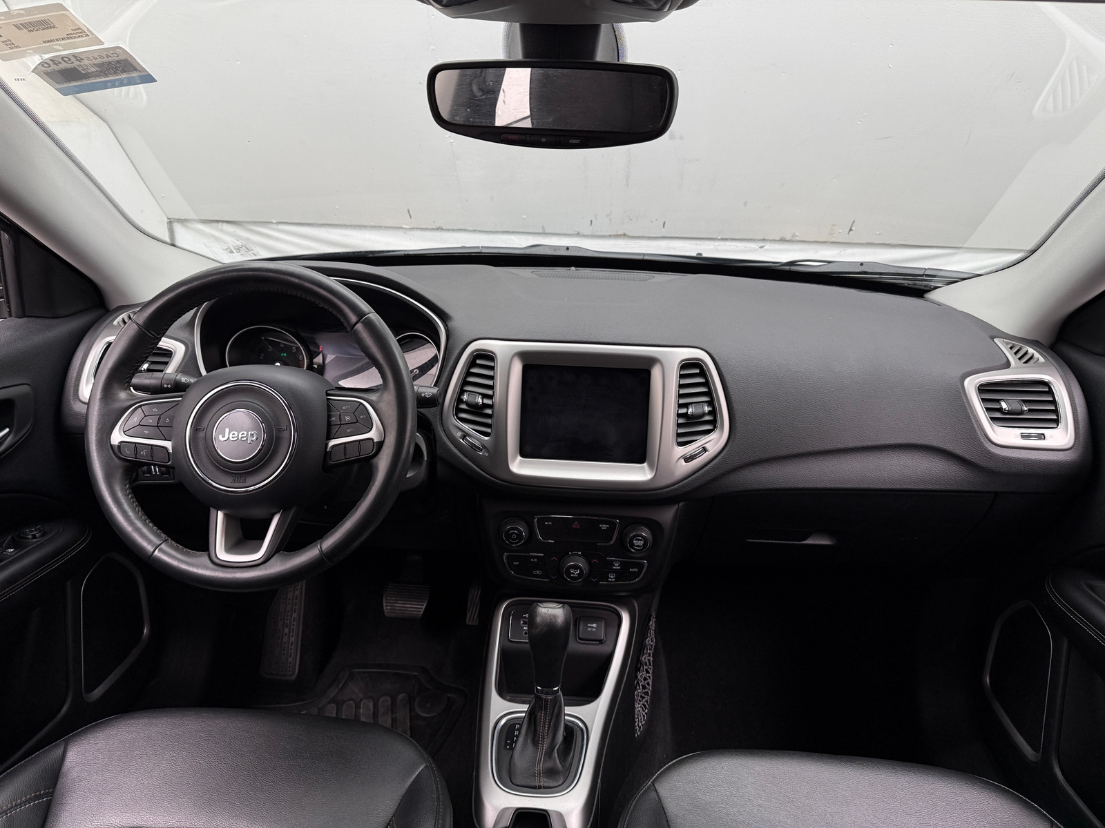 Thumbnail: 2019 Jeep Compass - 3