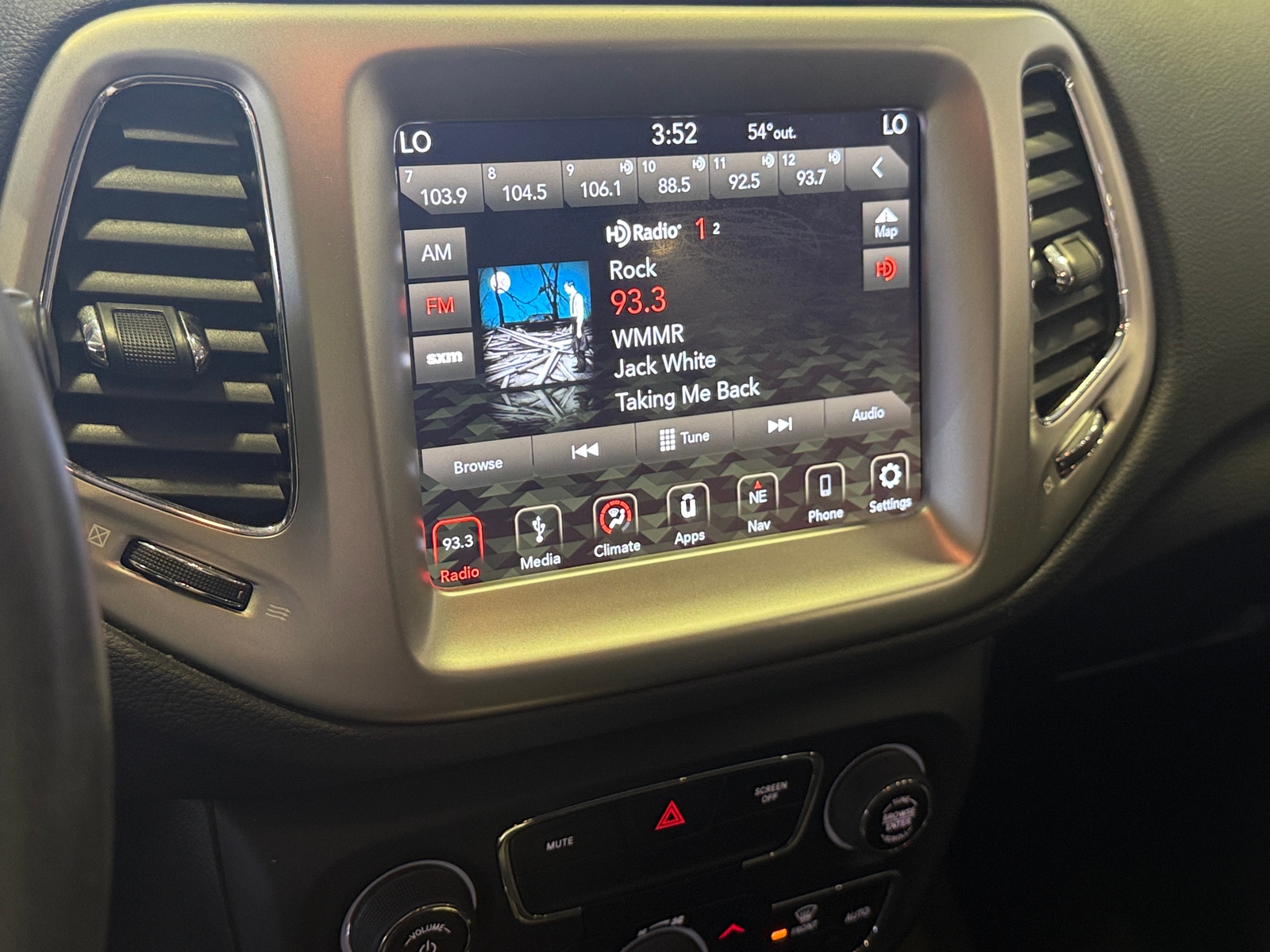 Thumbnail: 2019 Jeep Compass - 4