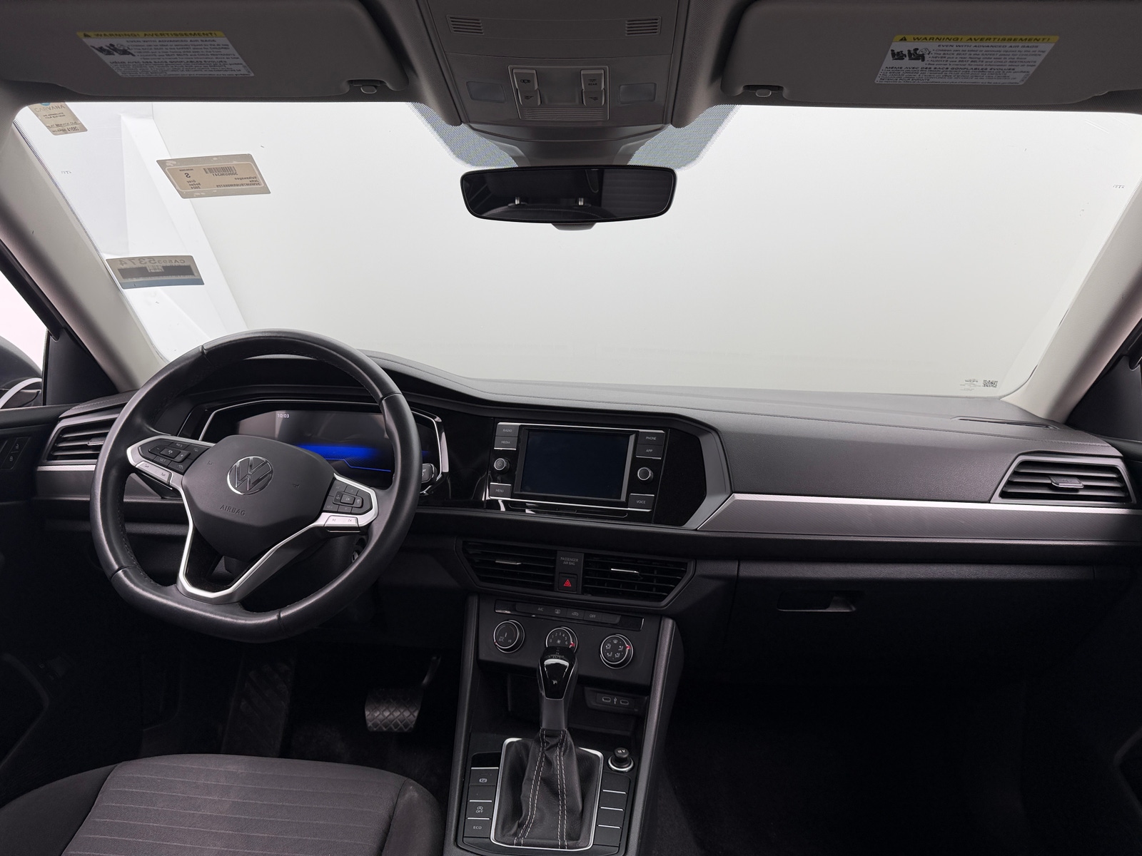 Thumbnail: 2024 Volkswagen Jetta - 3