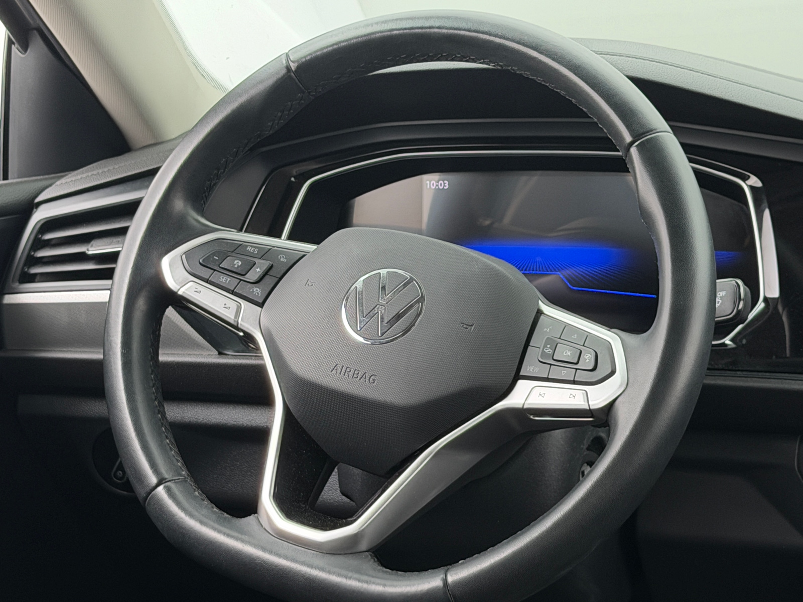 Thumbnail: 2024 Volkswagen Jetta - 5