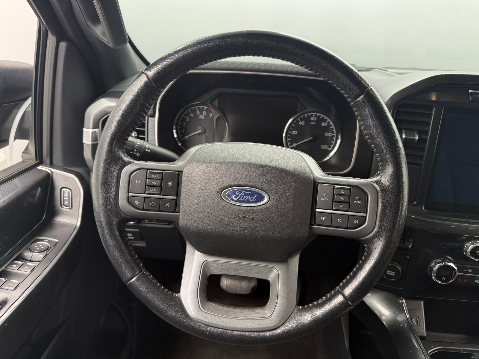 Thumbnail: 2021 Ford Econoline - 5