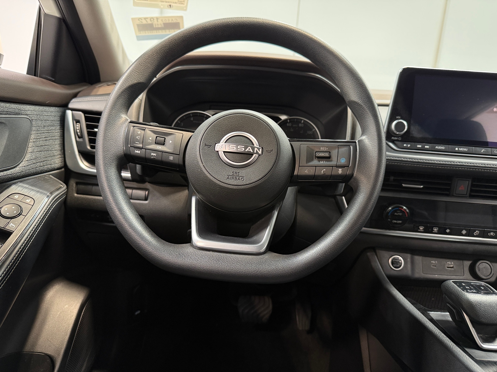 Thumbnail: 2023 Nissan Rogue - 5