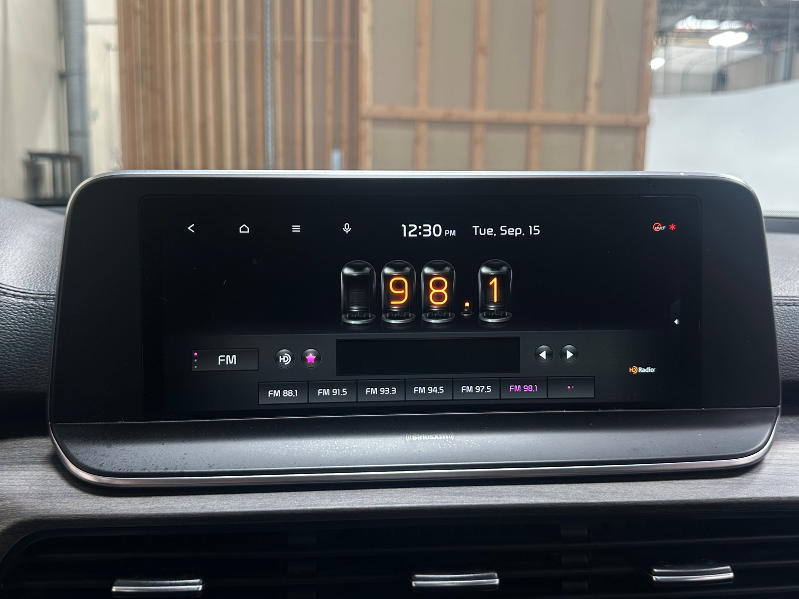 Thumbnail: 2021 Kia Telluride - 3