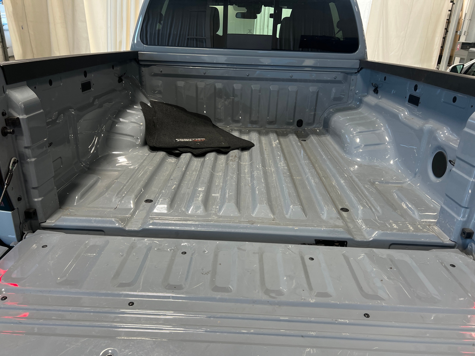 Thumbnail: 2026 Nissan Frontier - 7