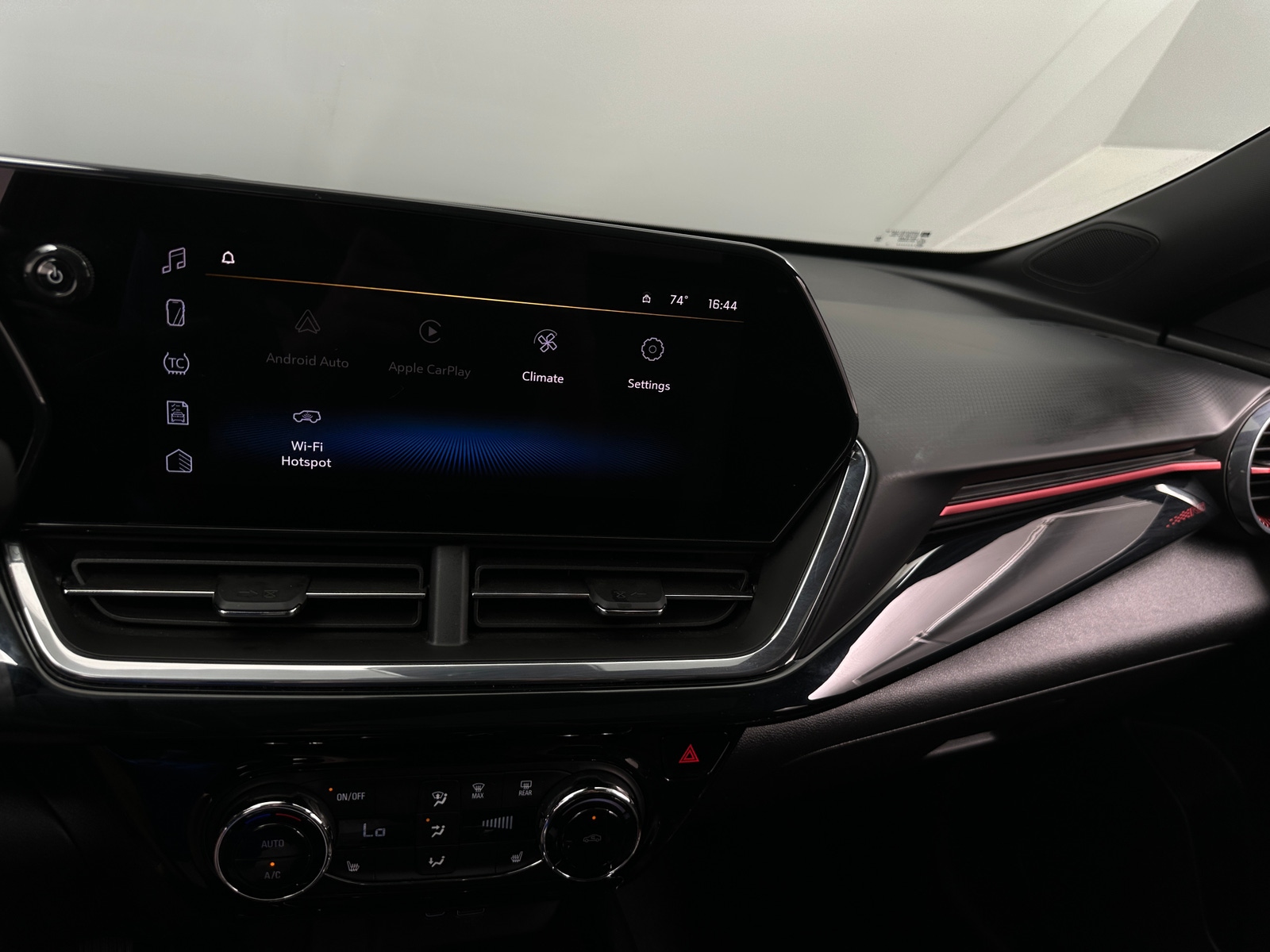 Thumbnail: 2025 Chevrolet Trax - 3