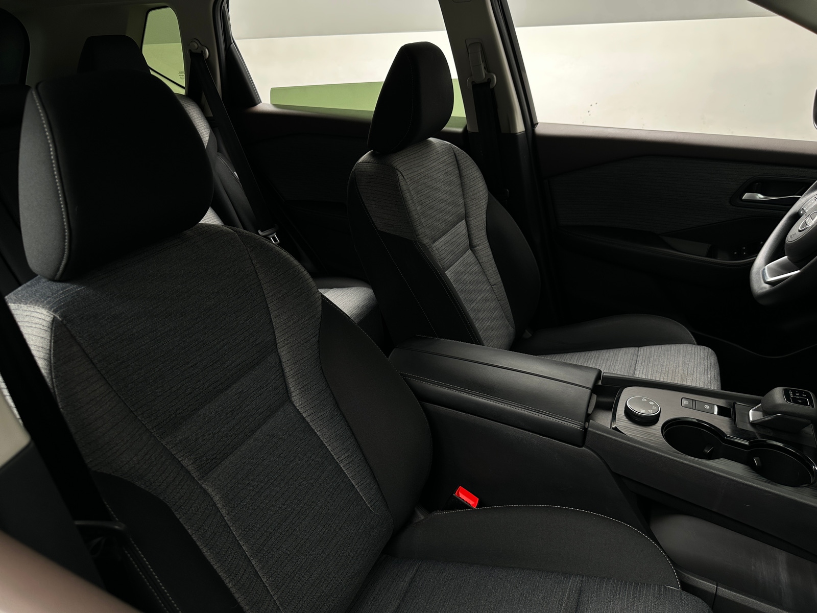 Thumbnail: 2023 Nissan Rogue - 2