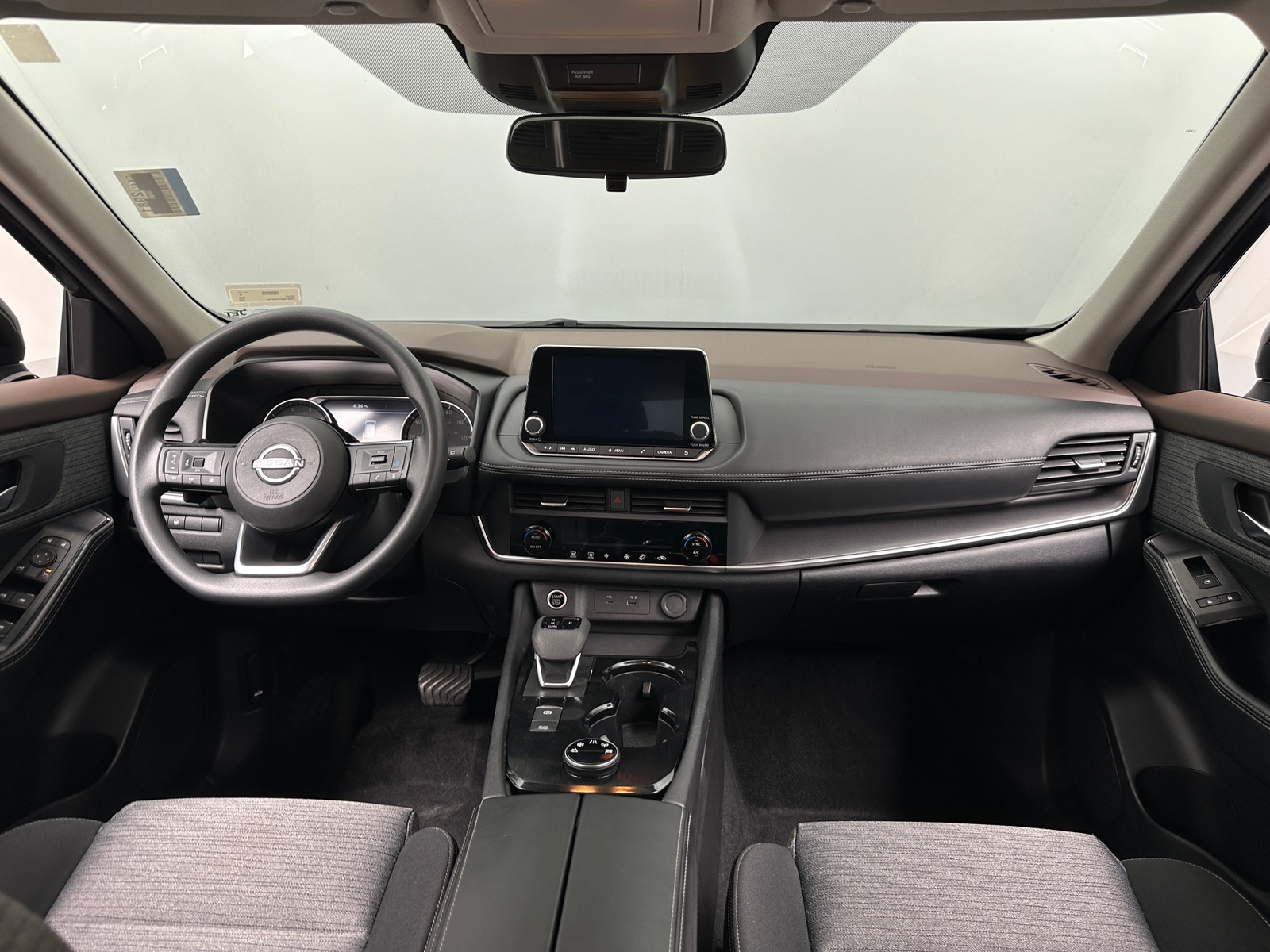 Thumbnail: 2023 Nissan Rogue - 3