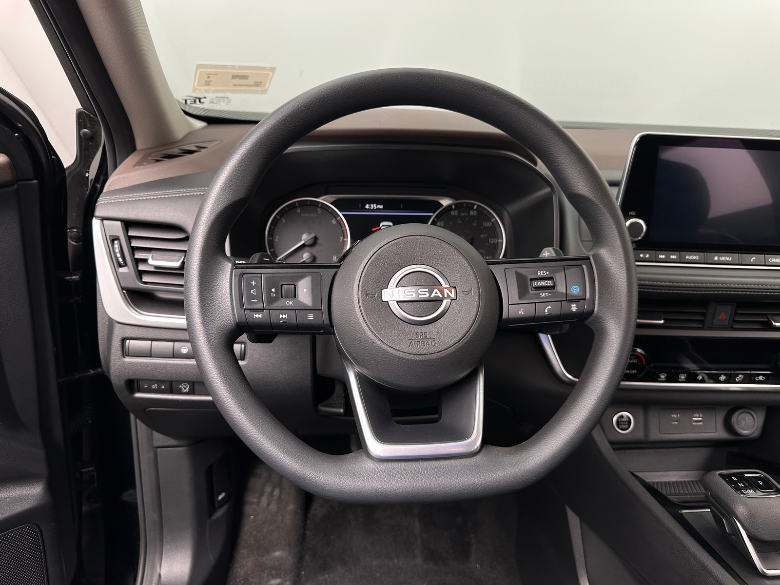 Thumbnail: 2023 Nissan Rogue - 5